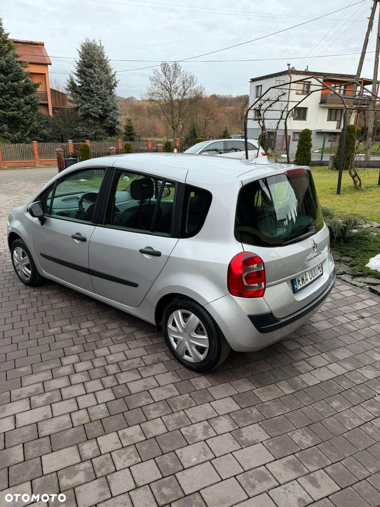 Renault Modus Grand 1.5 dCi Authentique - 9