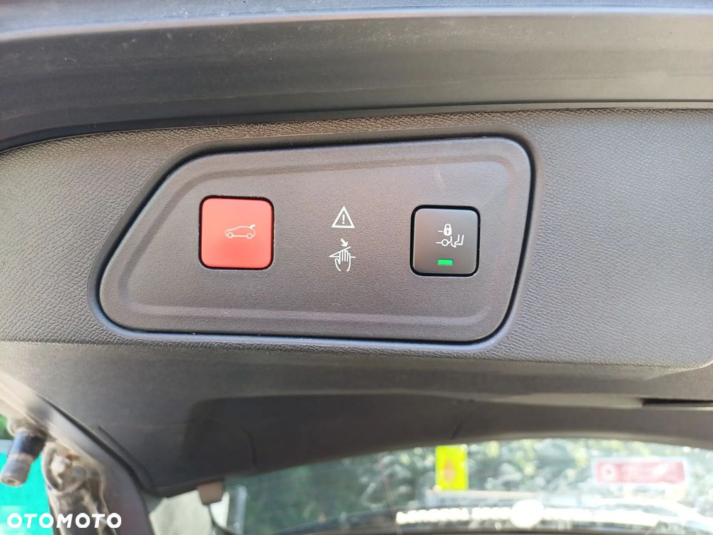 Peugeot 3008 - 16