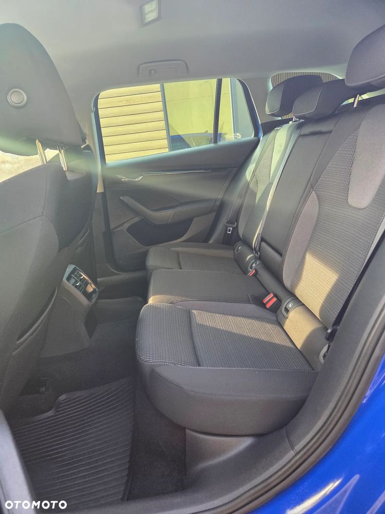 Skoda Octavia 2.0 TDI Ambition DSG - 18