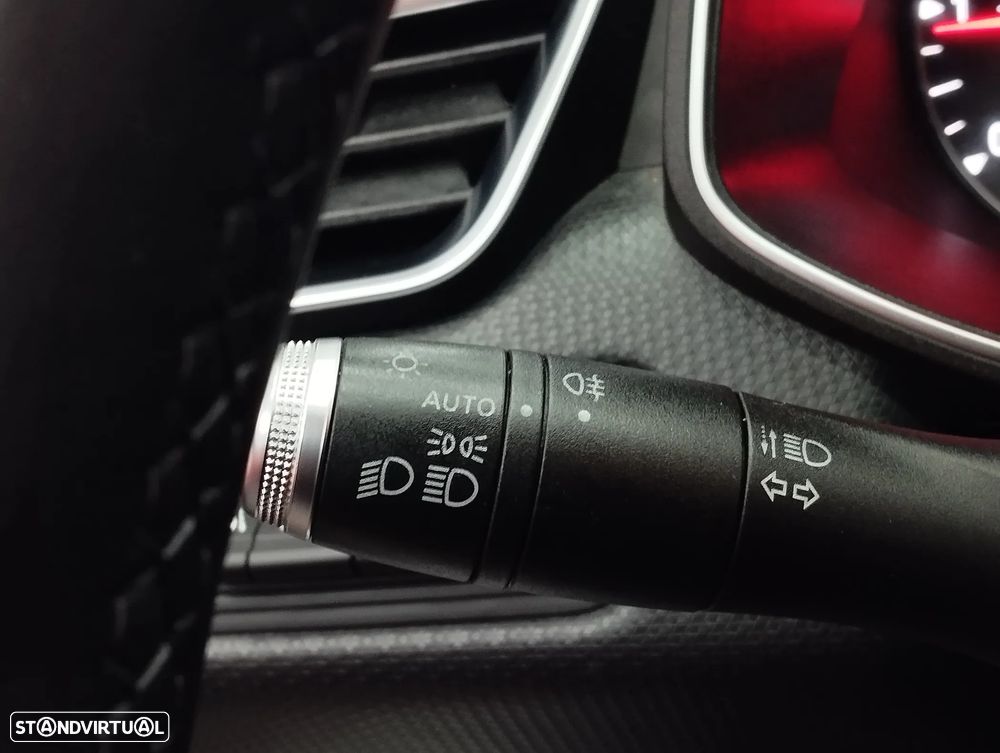 Renault Clio 1.5 Blue dCi Intens - 20