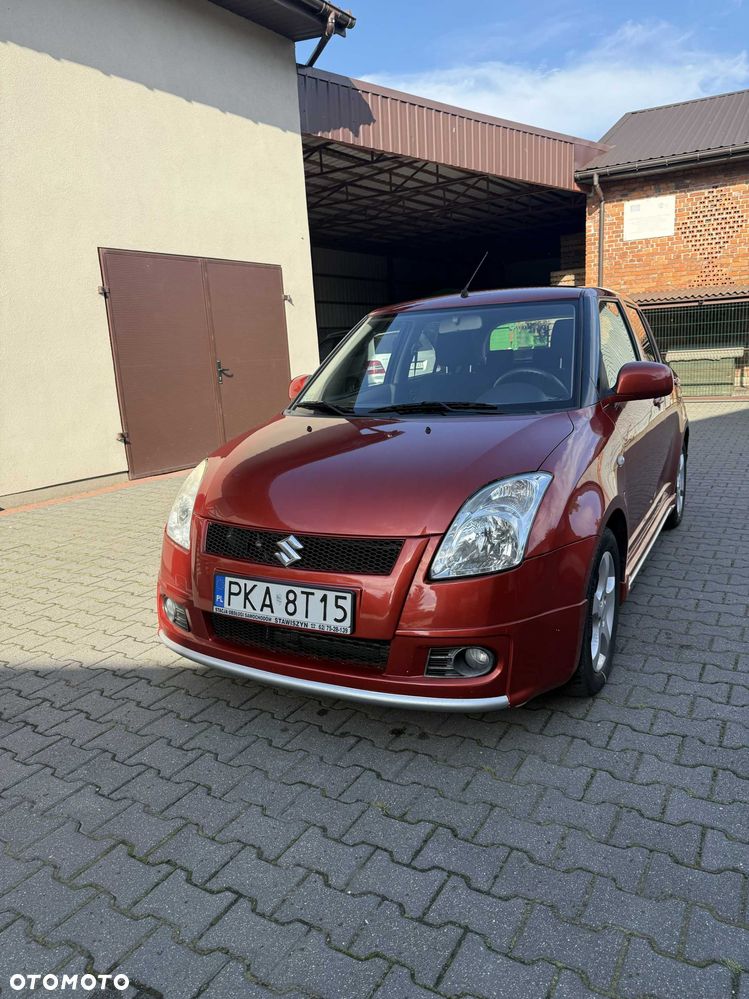 Suzuki Swift - 1