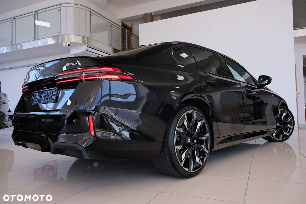 BMW Seria 5 520d xDrive mHEV M Sport - 21