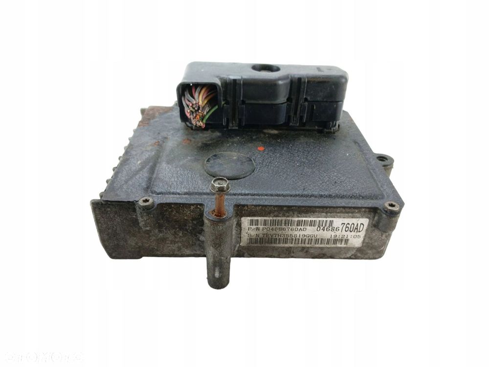 KOMPUTER STEROWNIK SKRZYNI BIEGÓW CHRYSLER VOYAGER III (1995-2000) 3.3 V6 158KM P04686760AD - 3