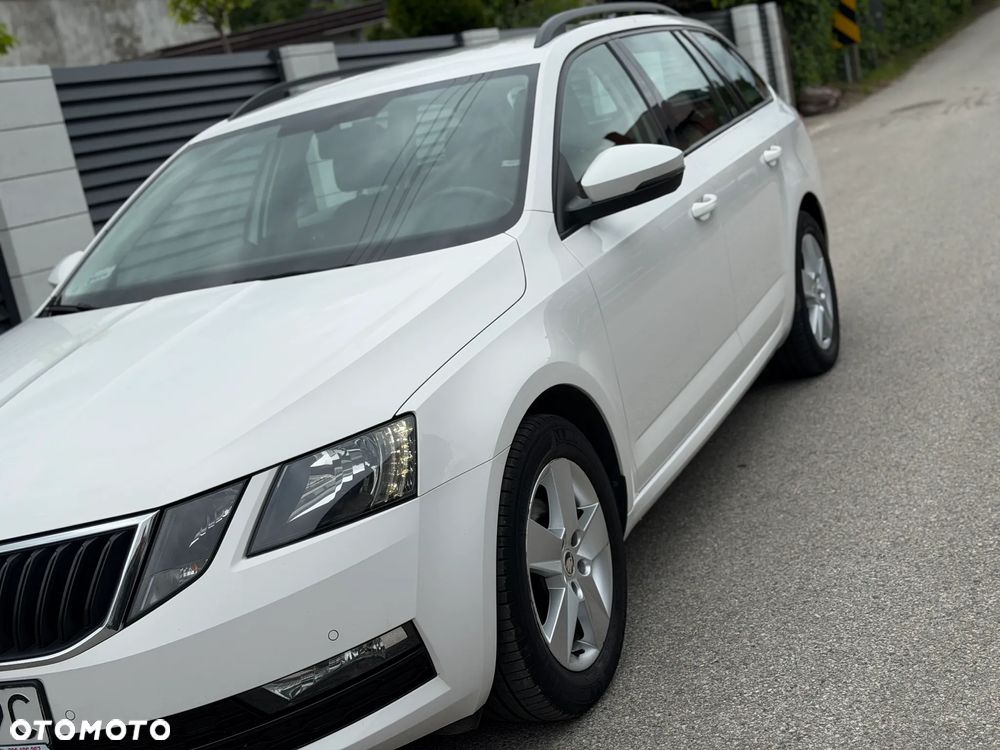 Skoda Octavia 1.0 TSI GPF Ambition - 38