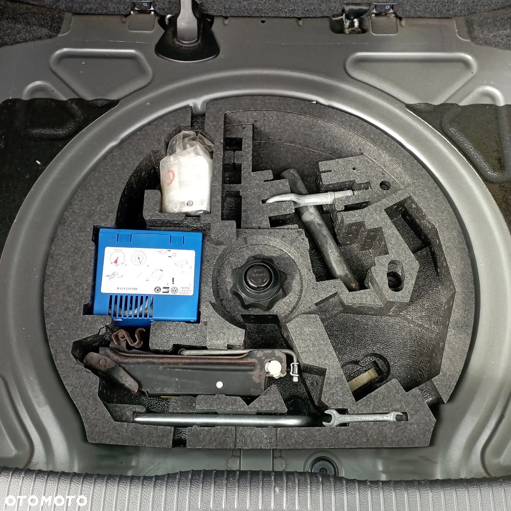 Volkswagen Golf V 1.4 Comfortline - 8