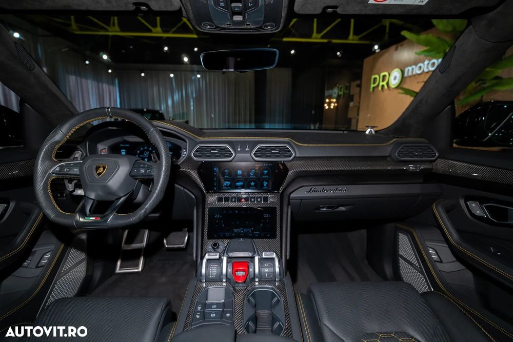 Lamborghini URUS - 29