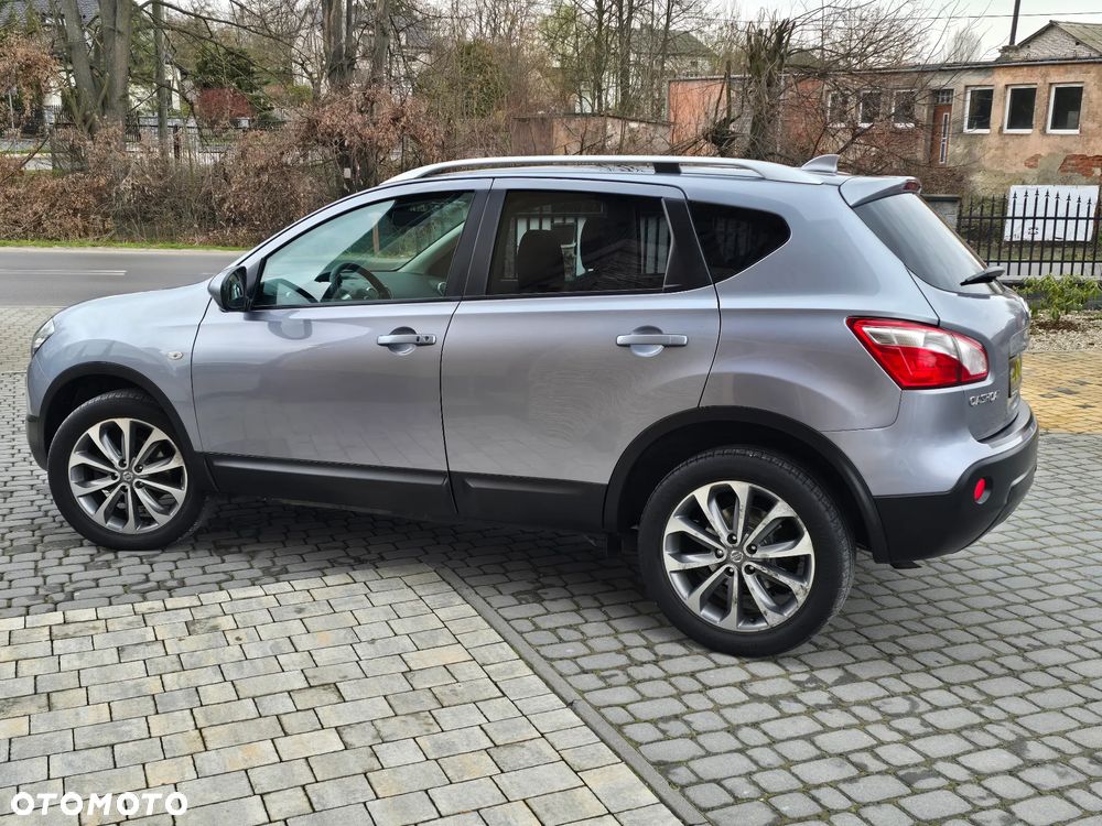 Nissan Qashqai - 14