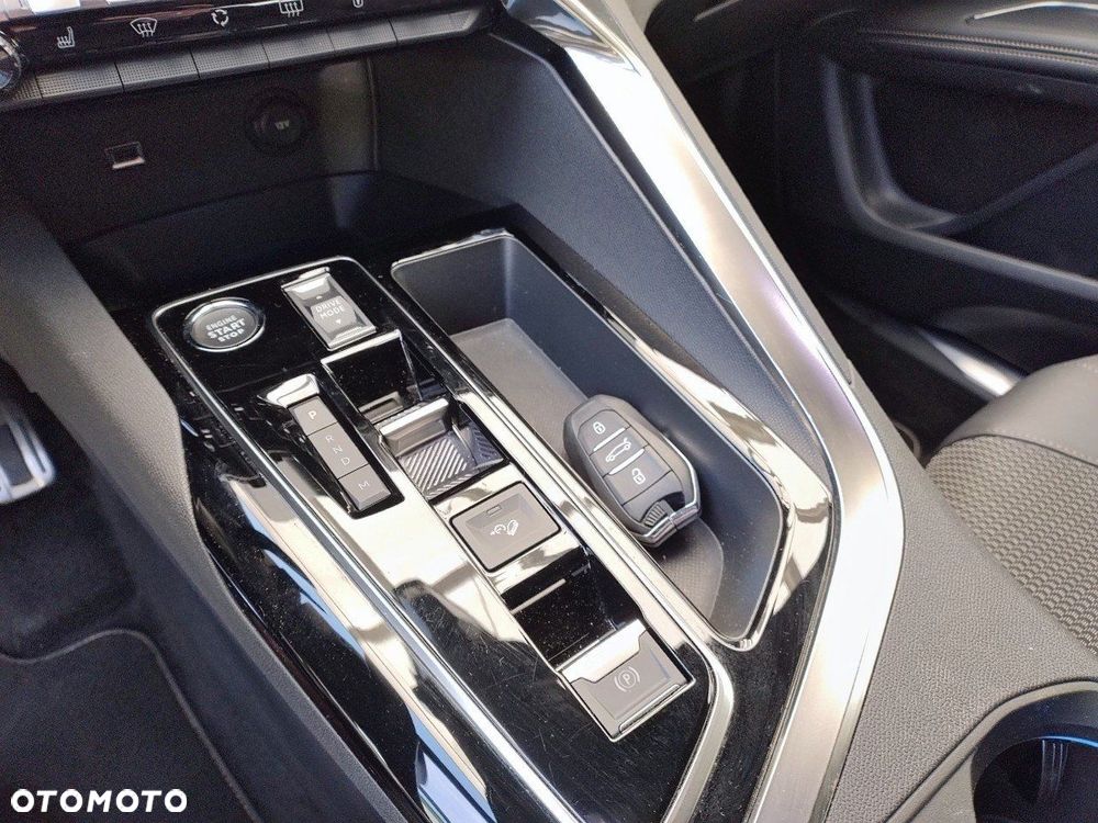 Peugeot 3008 1.2 PureTech GT S&S EAT8 - 20