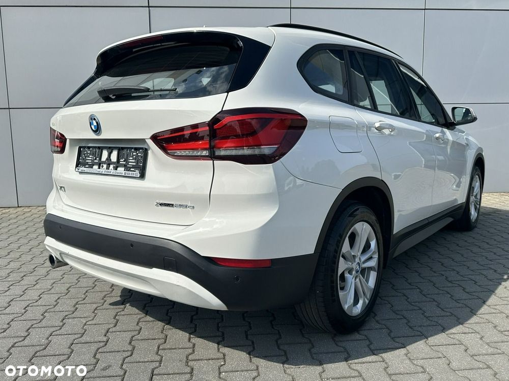 BMW X1 xDrive25e Advantage - 8