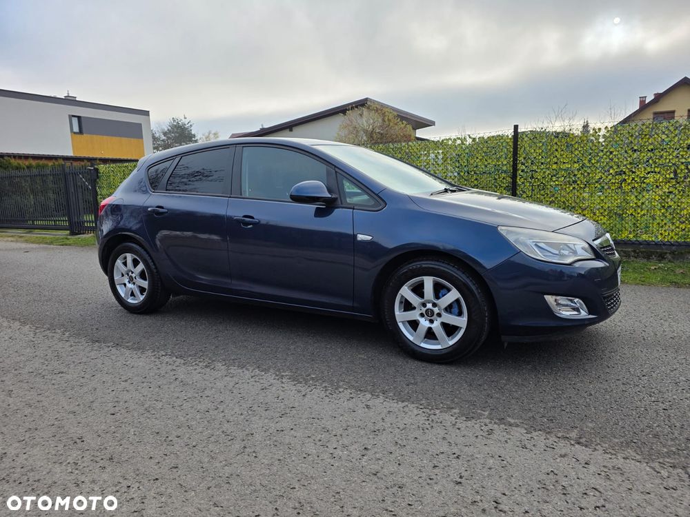 Opel Astra 1.6 - 13