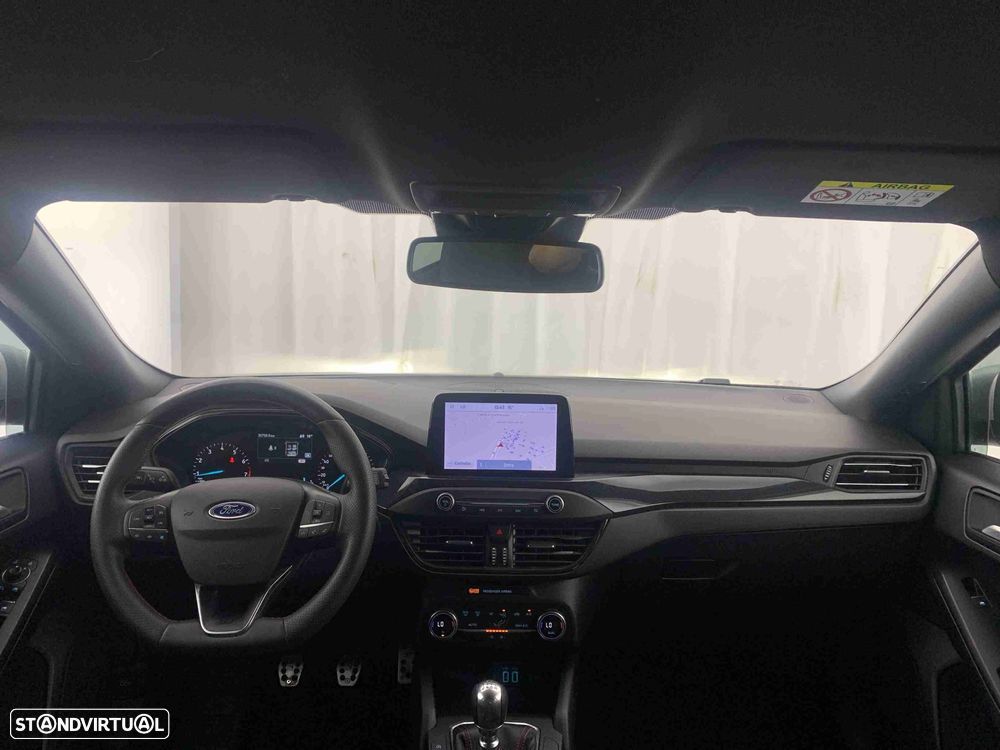 Ford Focus 1.0 EcoBoost ST-Line X - 13