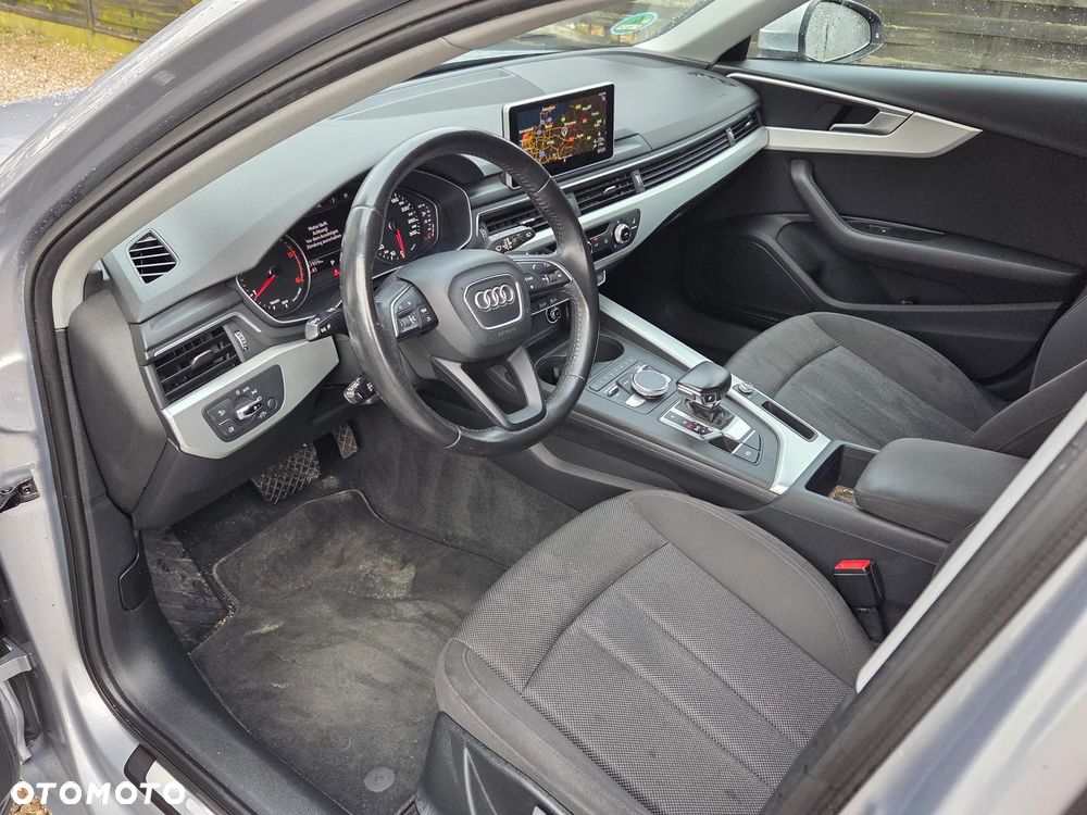 Audi A4 Avant 2.0 TDI ultra S tronic design - 10