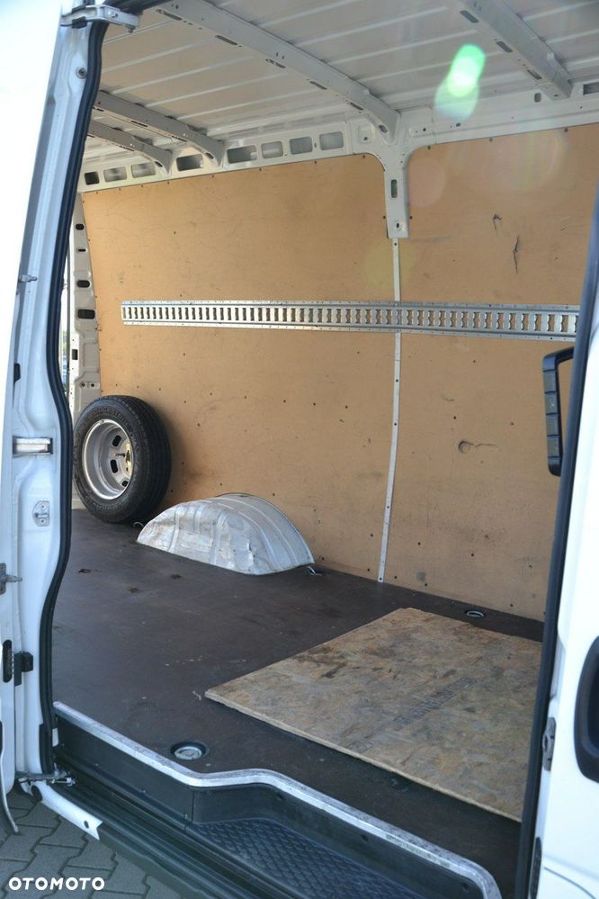 Iveco Daily 35C14 - 22