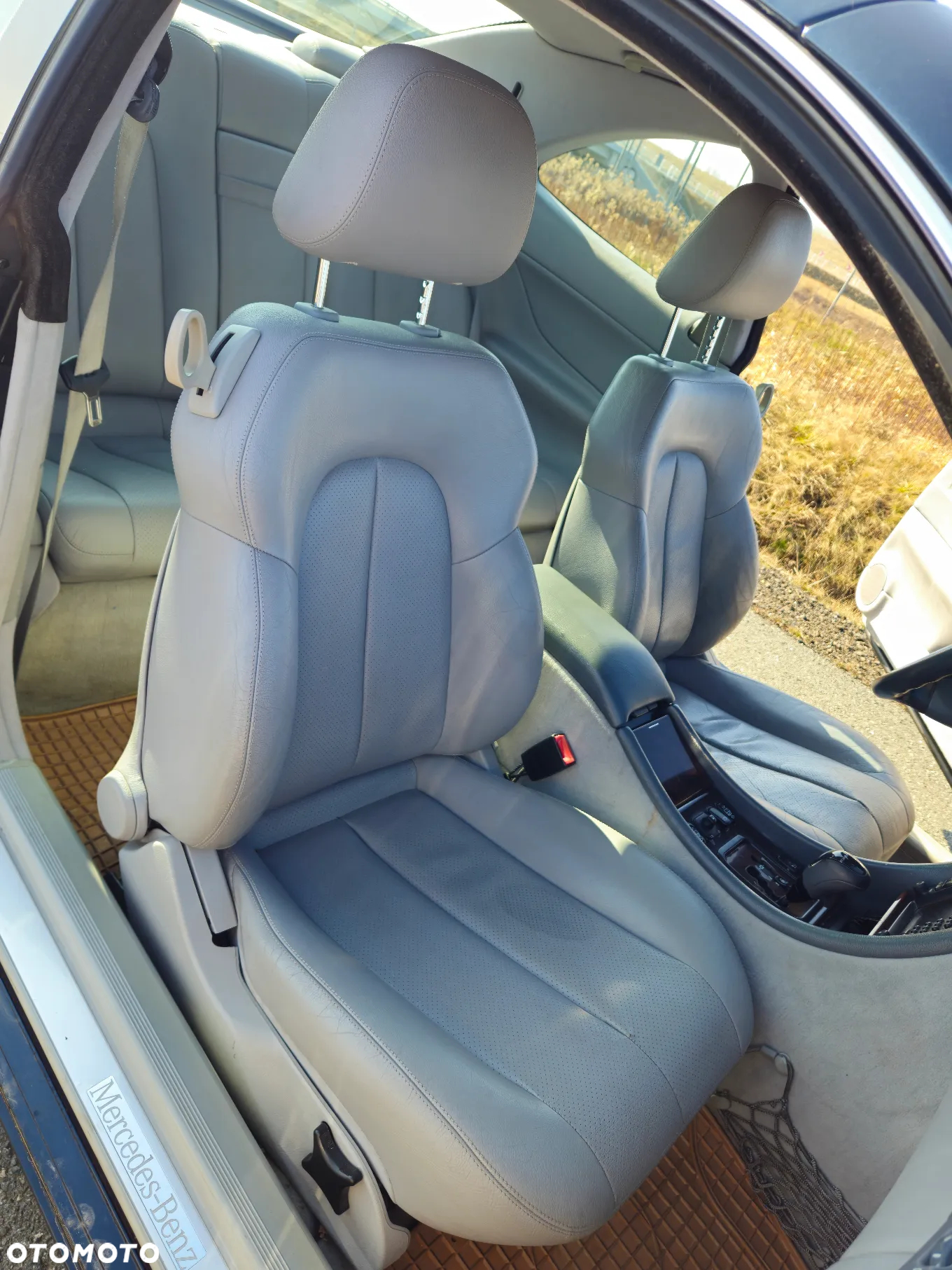 Mercedes-Benz CLK 320 - 21
