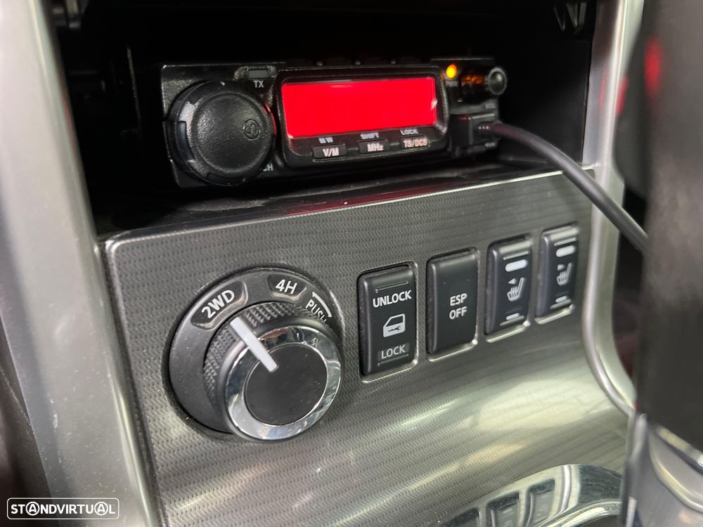 Nissan Navara 3.0 dCi V6 CD LE Hi-T.+P.Pr.AT 4WD - 24