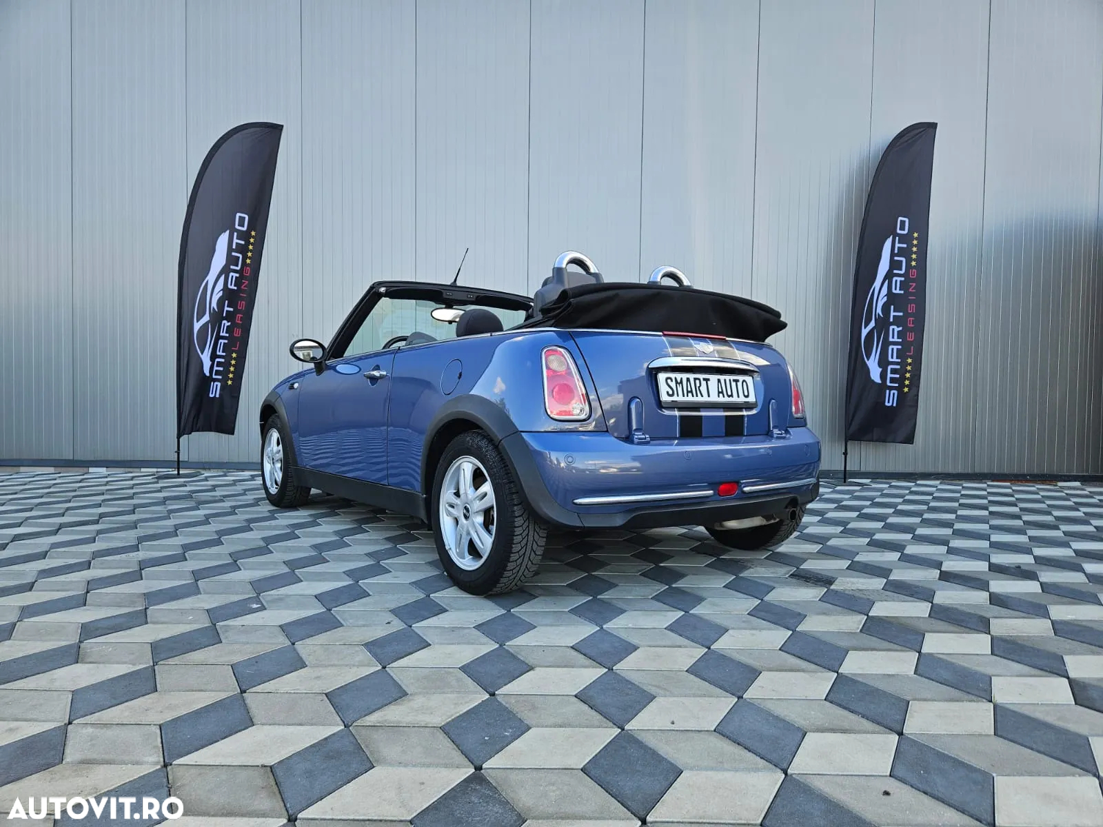 Mini ONE Cabrio Sidewalk - 10