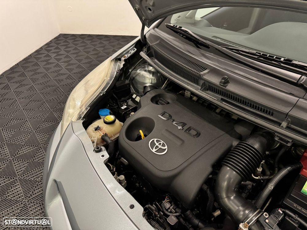 Toyota Yaris 1.4 D-4D SE Sport - 44