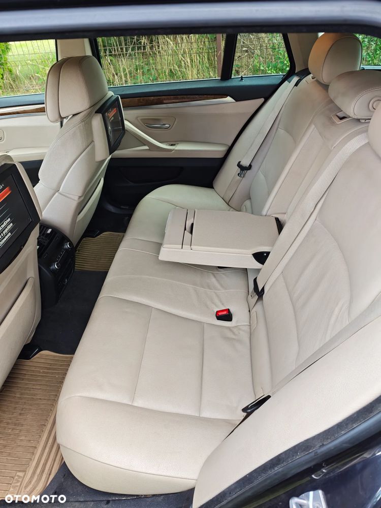 BMW Seria 5 530d Luxury Line - 10