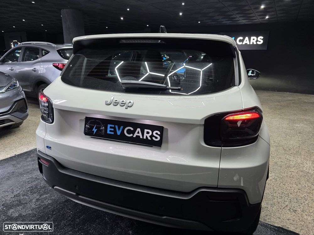 Jeep Avenger 54 kWh Longitude - 17