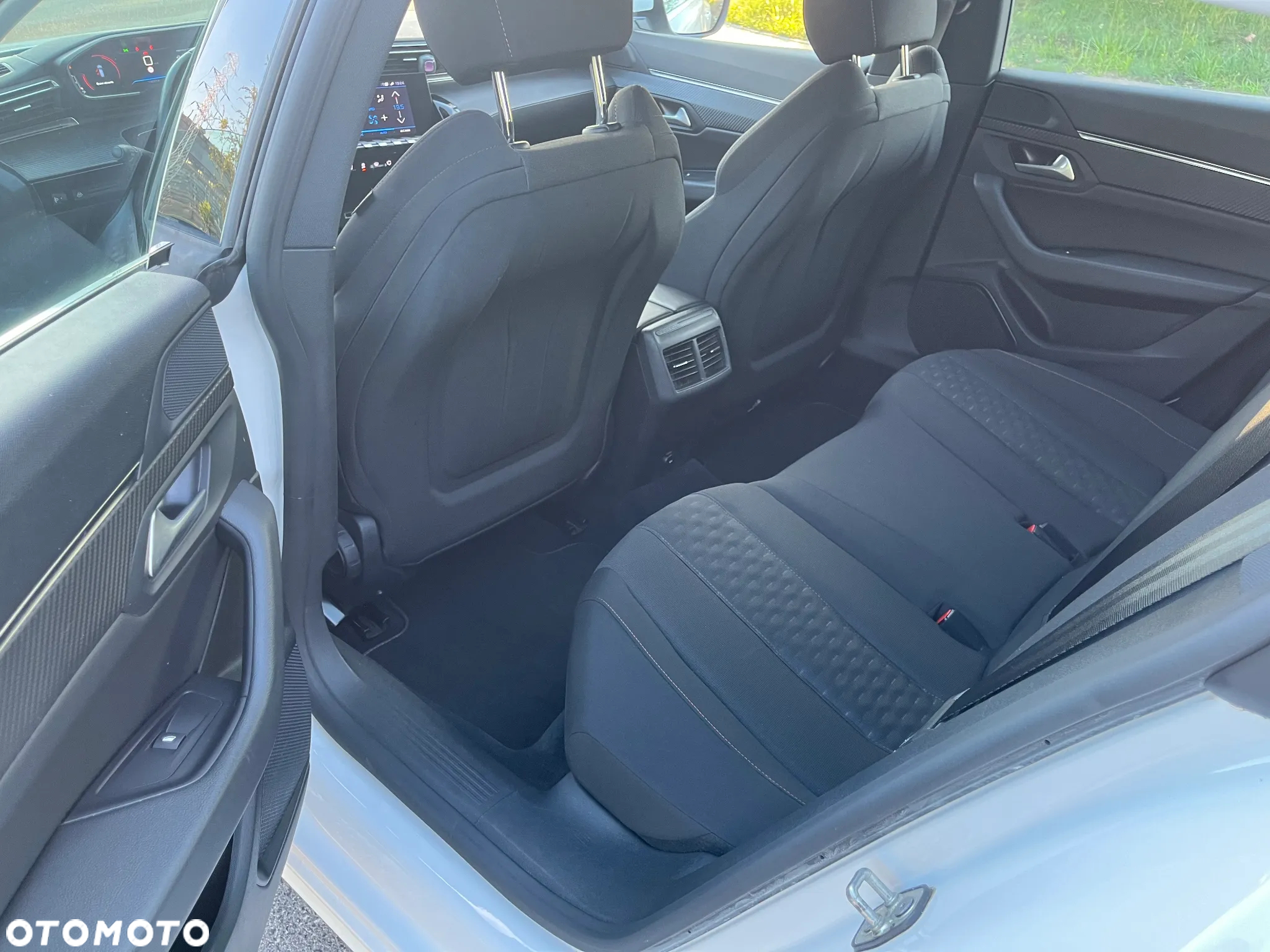 Peugeot 508 SW BlueHDi 130 Active Business-Paket - 10
