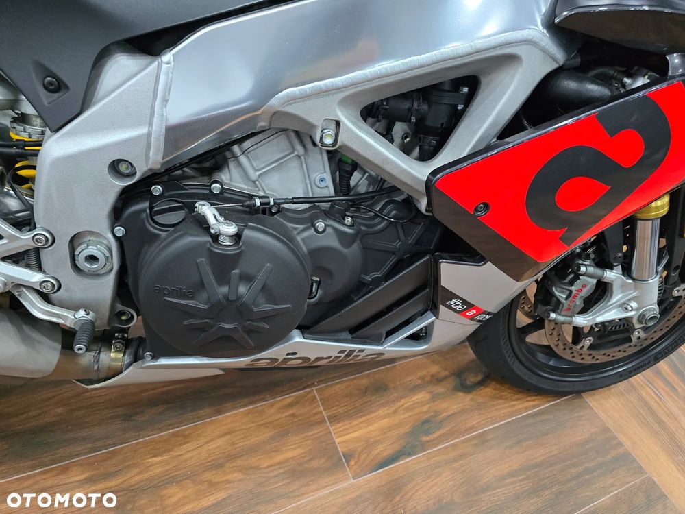 Aprilia RSV - 22