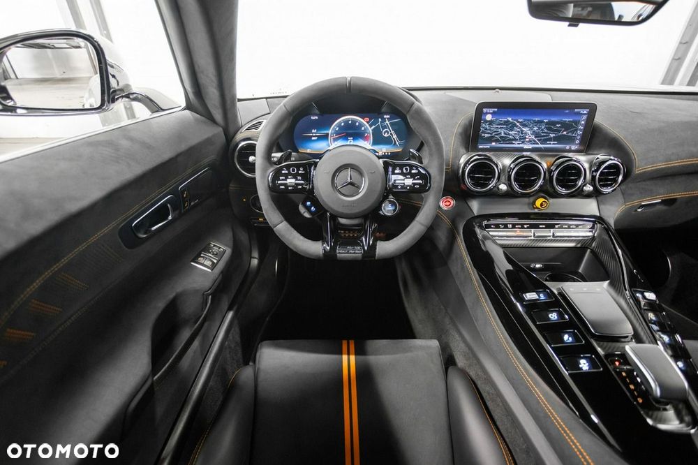 Mercedes-Benz AMG GT - 36