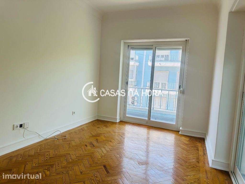 Apartamento T3 em Almada em zona central - Grande imagem: 2/22