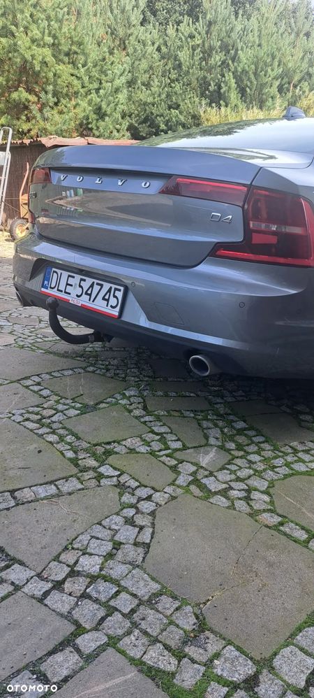 Volvo S90 D4 Geartronic Momentum Pro - 4