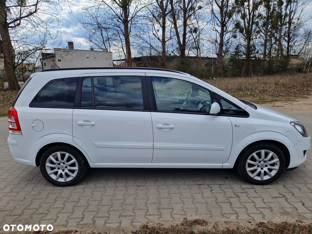 Opel Zafira 1.8 Edition 111 Jahre - 11