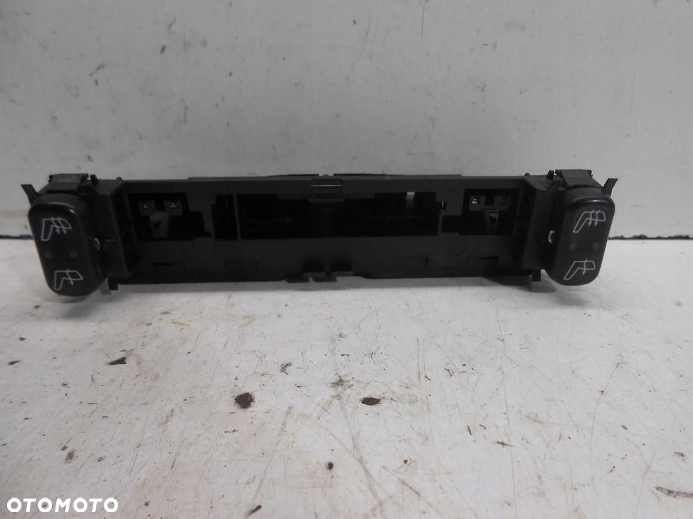 panel przyciski podgrzewania foteli mercedes w210 lift 2108200151 # - 2