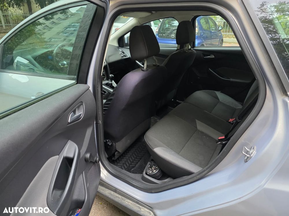 Ford Focus 1.6 TDCI DPF Sport - 6