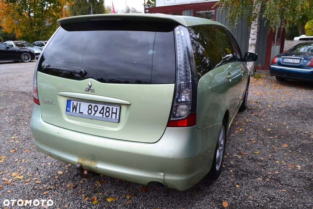 Mitsubishi Grandis - 4