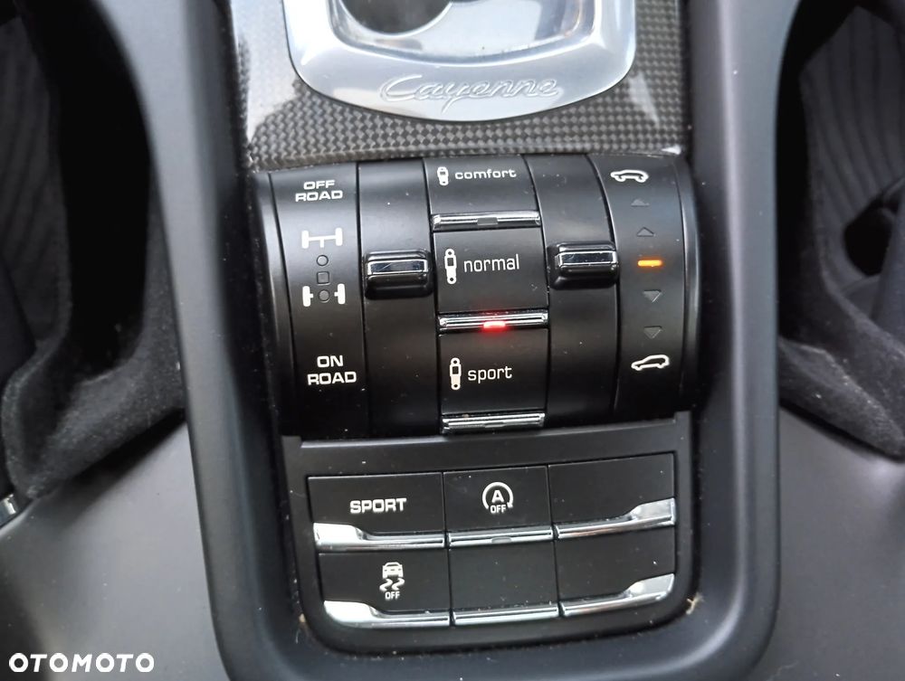 Porsche Cayenne Diesel Platinum Edition - 24