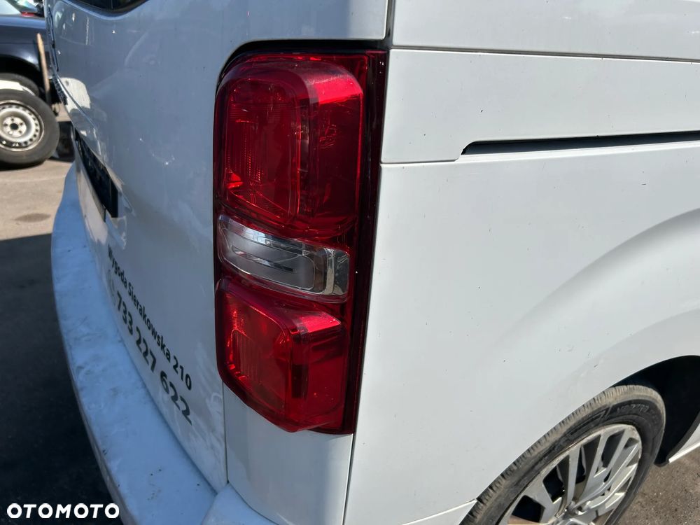 Lampy tył lewa prawa Peugeot Traveller - 4