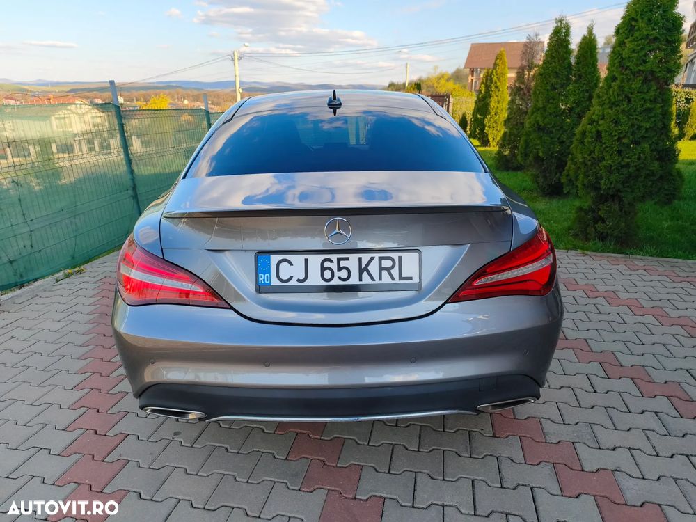 Mercedes-Benz CLA 180 - 4