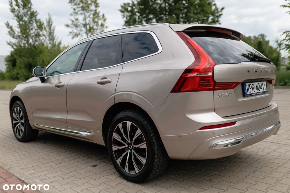 Volvo XC 60 B4 B Plus Bright - 14