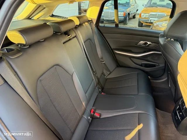 BMW 330 e Touring Aut. Sport Line - 28