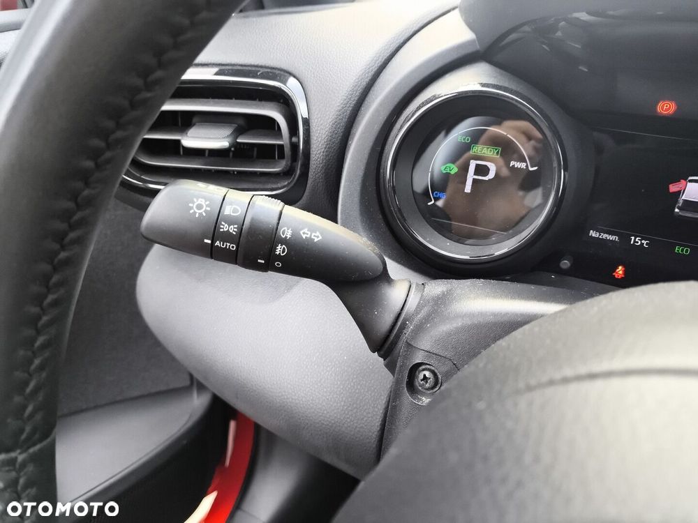 Toyota Yaris - 26