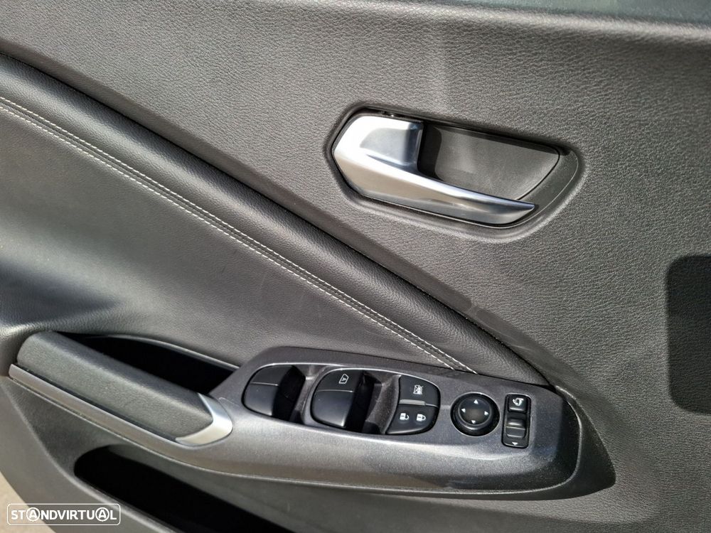 Nissan Juke 1.0 DIG-T N-Connecta NAV. DCT - 22