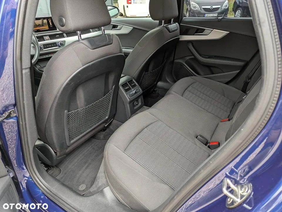 Audi A4 Avant 2.0 TDI S tronic design - 30