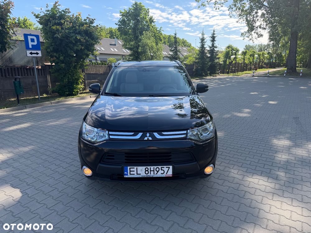 Mitsubishi Outlander 2.2 DI-D 4WD Plus - 2