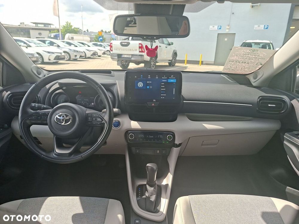 Toyota Yaris - 11