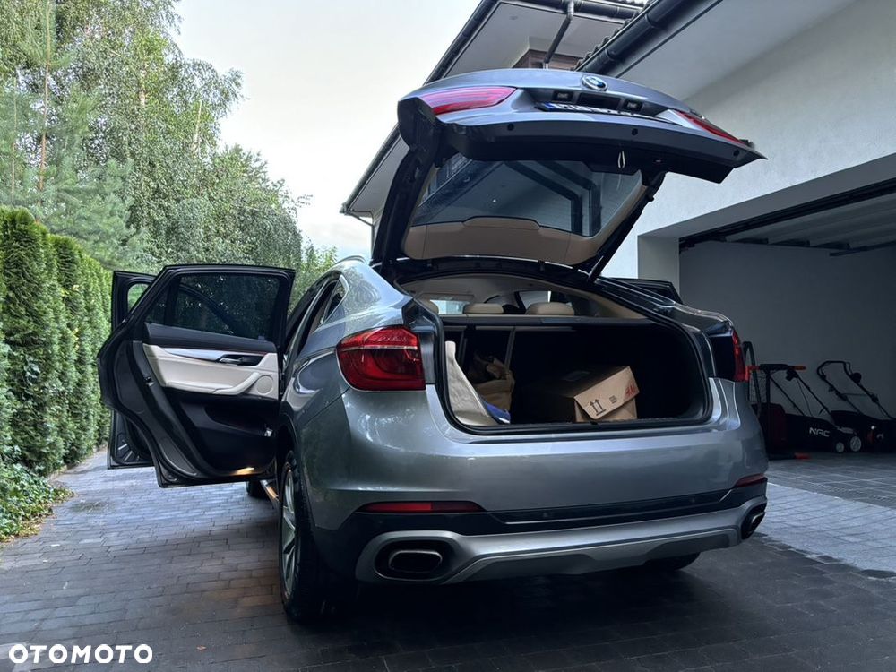 BMW X6 xDrive35i - 13