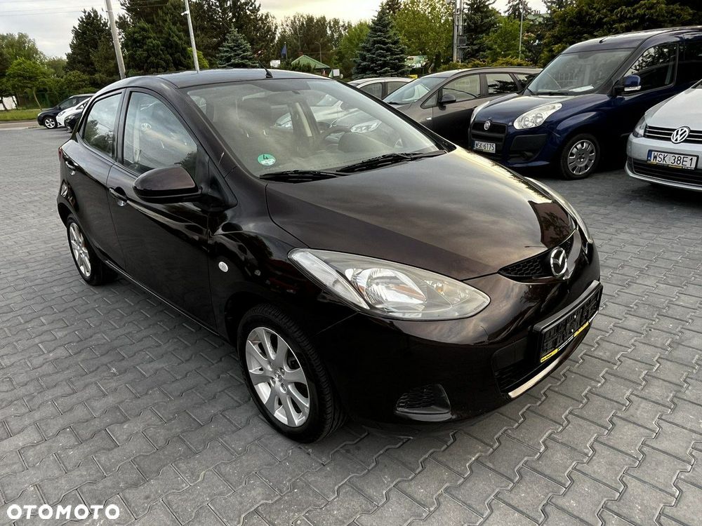 Mazda 2 - 4