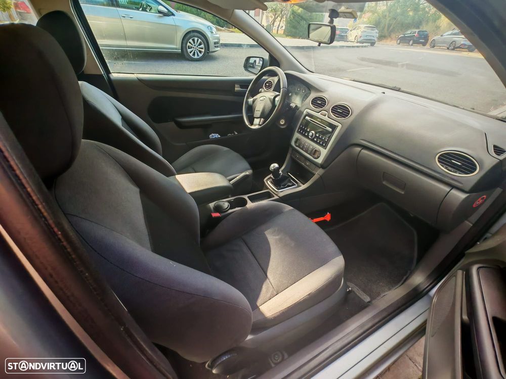 Ford Focus 1.6 TDCi Sport - 4