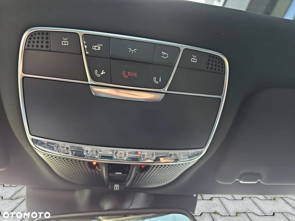 Mercedes-Benz Klasa S 500 4Matic 7G-TRONIC - 28