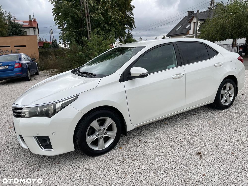 Toyota Corolla 1.6 Premium - 4