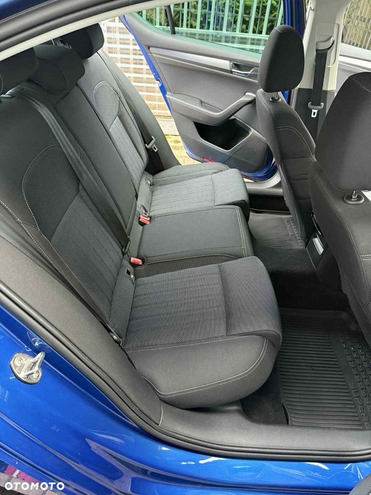 Skoda Superb 2.0 TDI SCR 4x4 Style DSG - 8