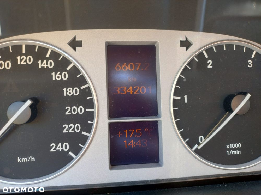 Mercedes-Benz Klasa B 180 CDI - 10