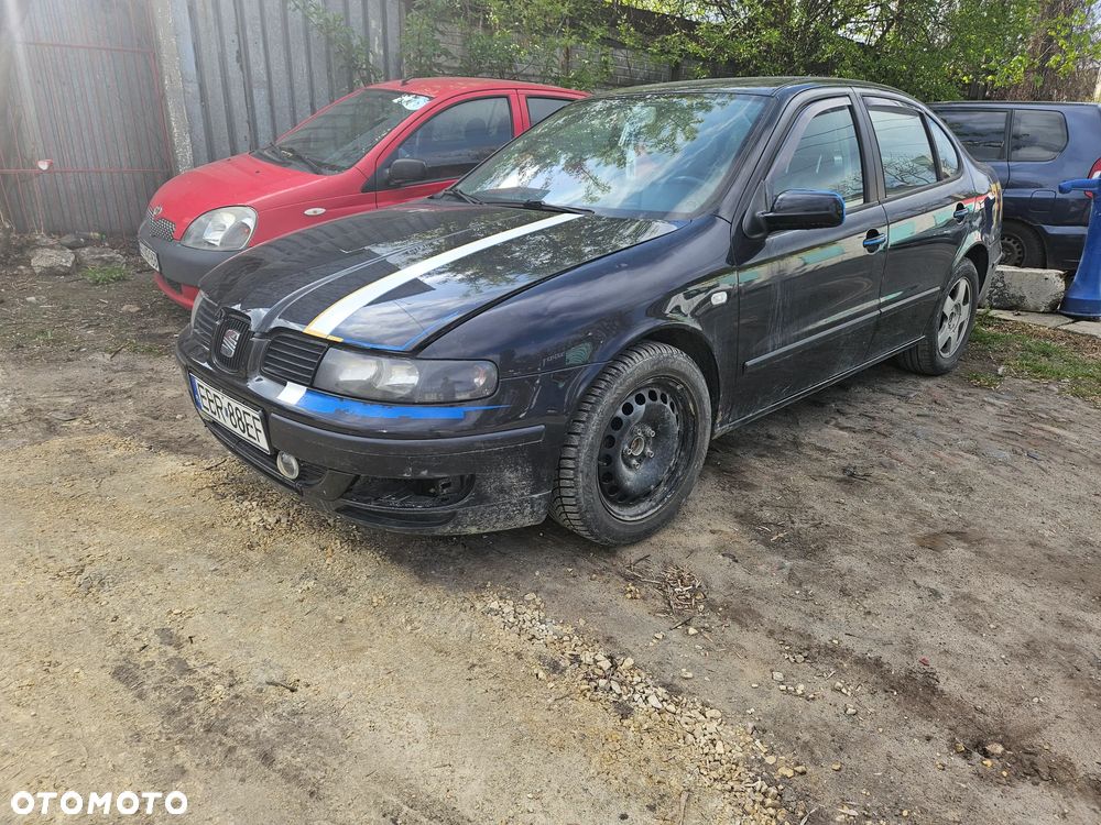 czarny seat Toledo 2 1.6 16 v na części - 1